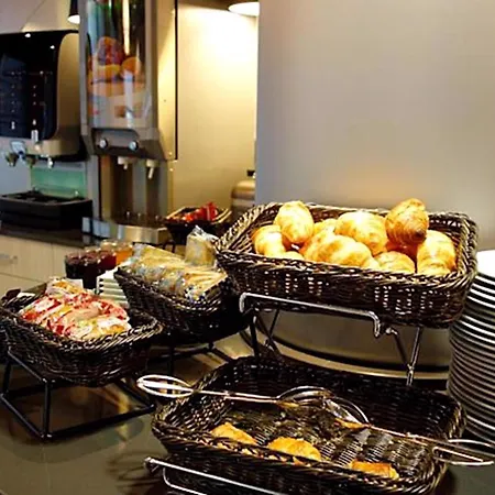 Adagio Paris Chatillon Aparthotel Malakoff