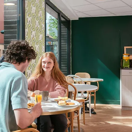 Adagio Paris Chatillon 4* Малакоф