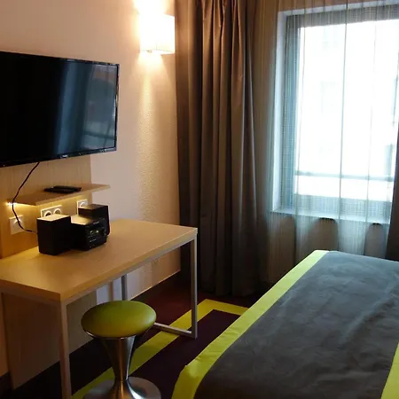 Adagio Paris Chatillon 4* Malakoff