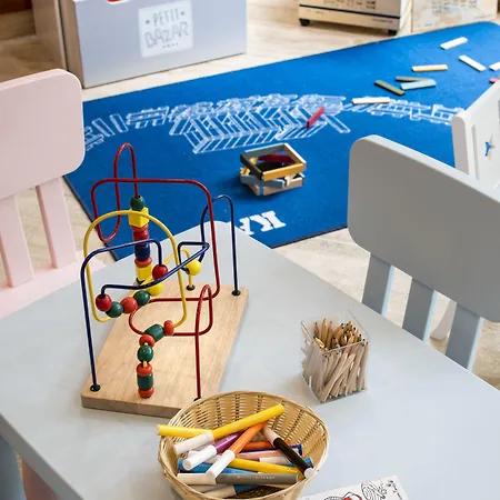 Adagio Paris Chatillon Aparthotel 4*