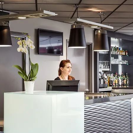 Adagio Paris Chatillon 4* Malakoff