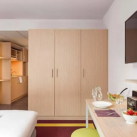 Adagio Paris Chatillon 4* Malakoff