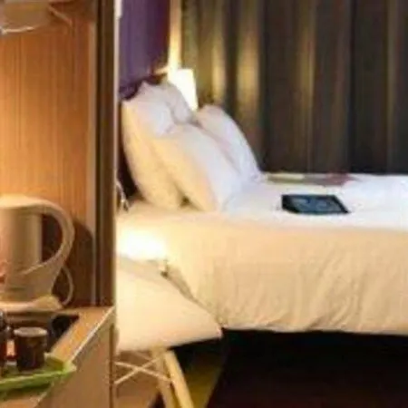 Aparthotel Adagio Paris Chatillon 4*