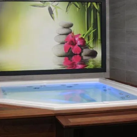 아다지오 파리 말라코프 샤티용