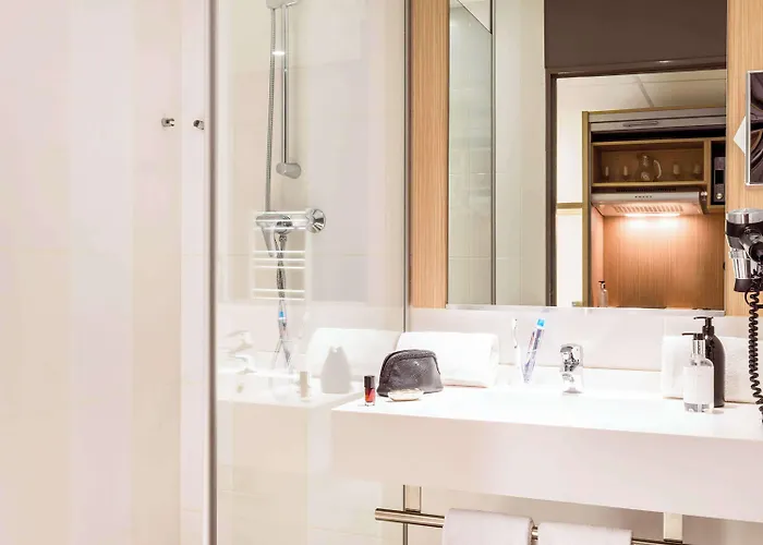 Adagio Paris Chatillon Apartahotel 4*