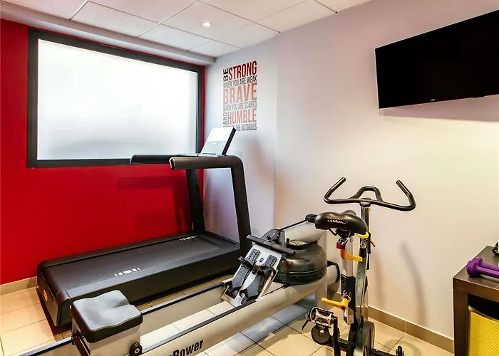 Apartmanhotel Adagio Paris Chatillon 4*